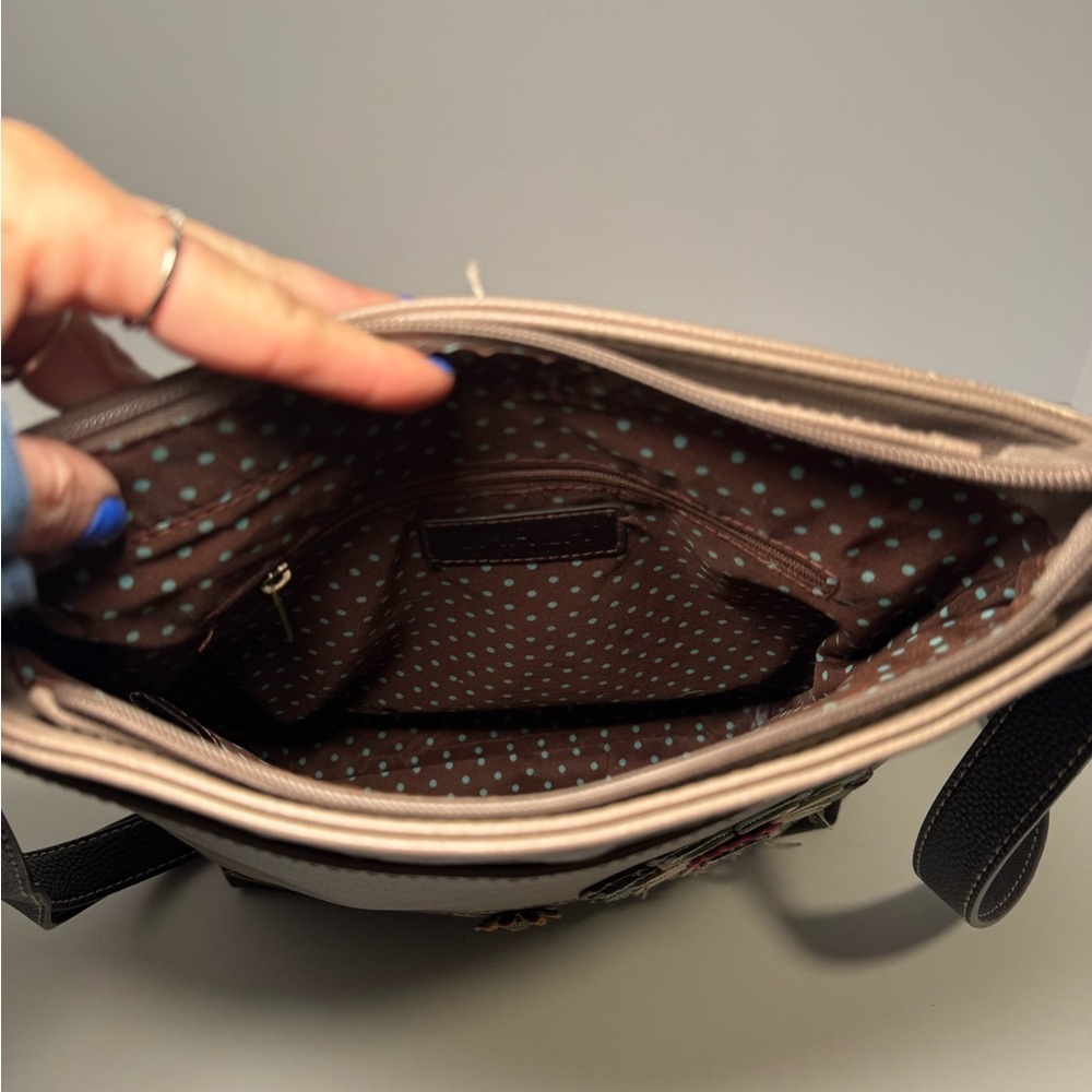 Chala Daisy Sweet Messenger bag - Picture 7 of 13